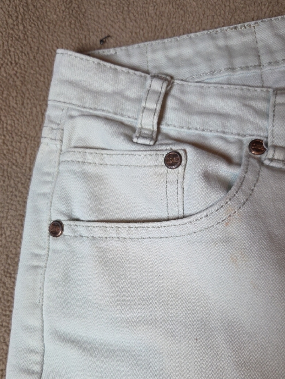 One by Teaspoon White High-Rise Frayed Hem Denim Shorts,sz 29. - Picture 3 of 16